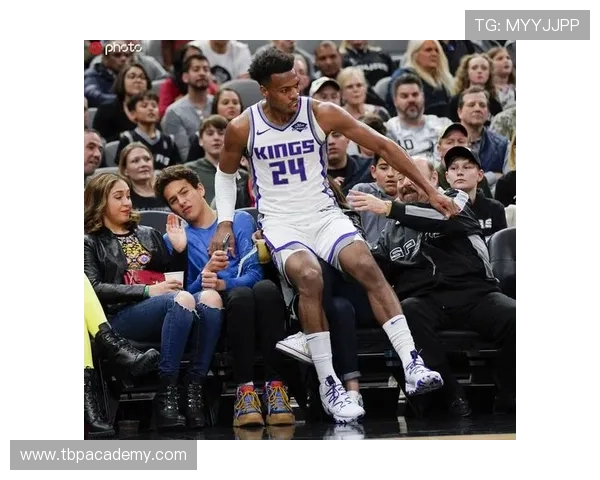 乌奈·洛佩斯本赛季在西甲表现稳健，防守数据持续提升