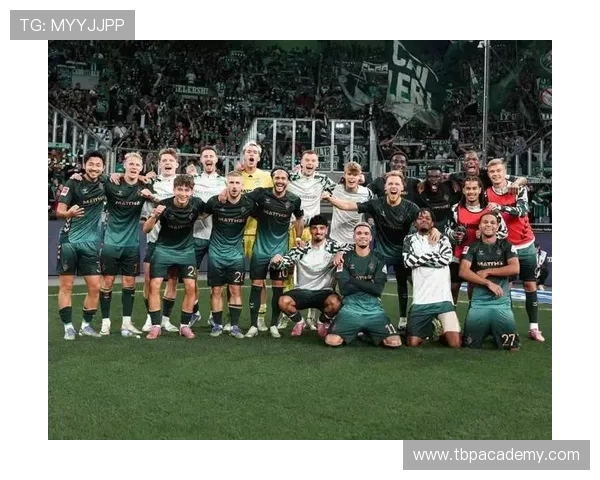 德甲大众主场顽强