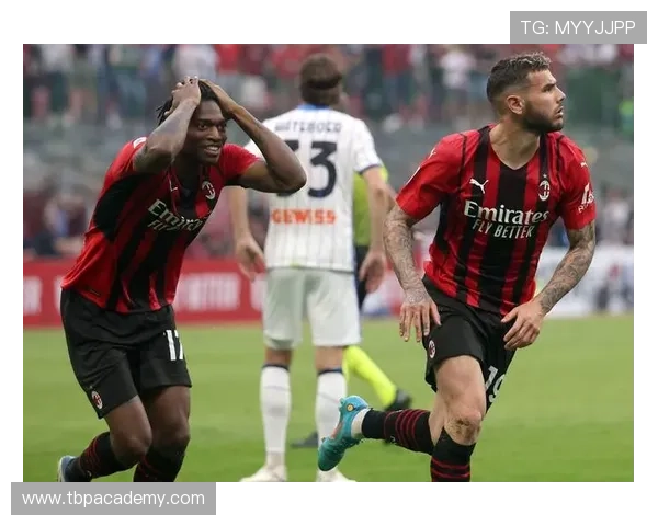 AC米兰战术困局显现：过度依赖莱奥单点爆破，中场失控或制约争四前景