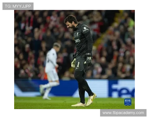 维尼修斯从接班人到皇马核心的角色跃迁分析